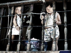 Jet Sip Rai und Father Joe Je Sip Rai Khlong Toey Slum