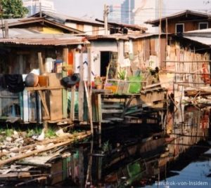 Hütten im Khlong Toey Slum