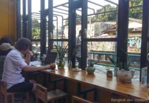 Café am Khlong 